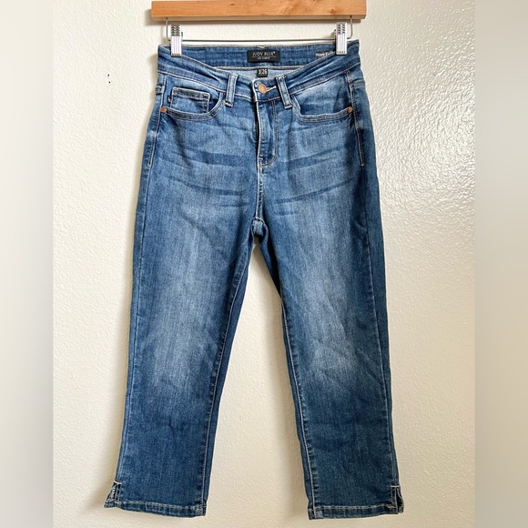 Judy Blue Pants - JUDY BLUE - Skinny Fit Capri Size: 3 / 26